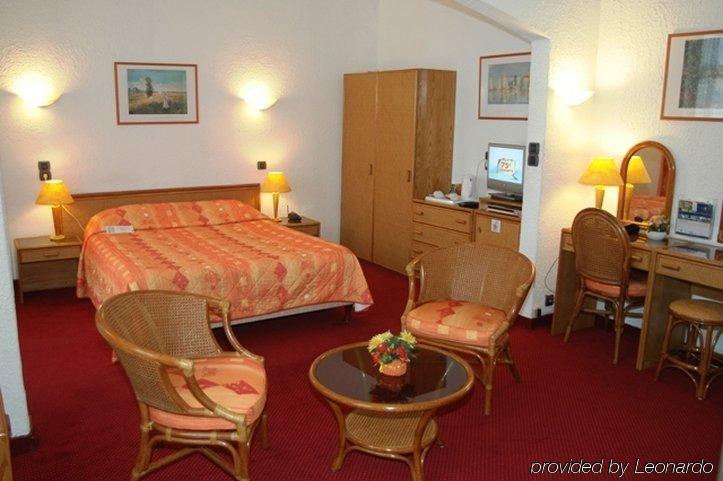 Hotel D'Angleterre Grenoble Hyper-Centre Room photo